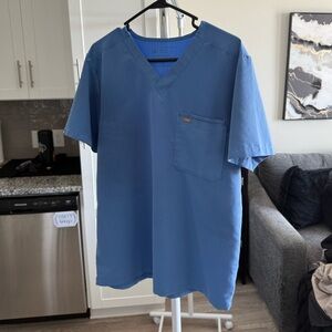 Figs Men's V-Neck Scrub Set in Blue